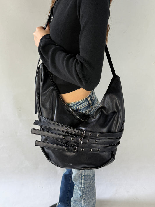 SAMO ONDOH - belt apple sling bag L nappa black (DISPATCH IN 48HRS)