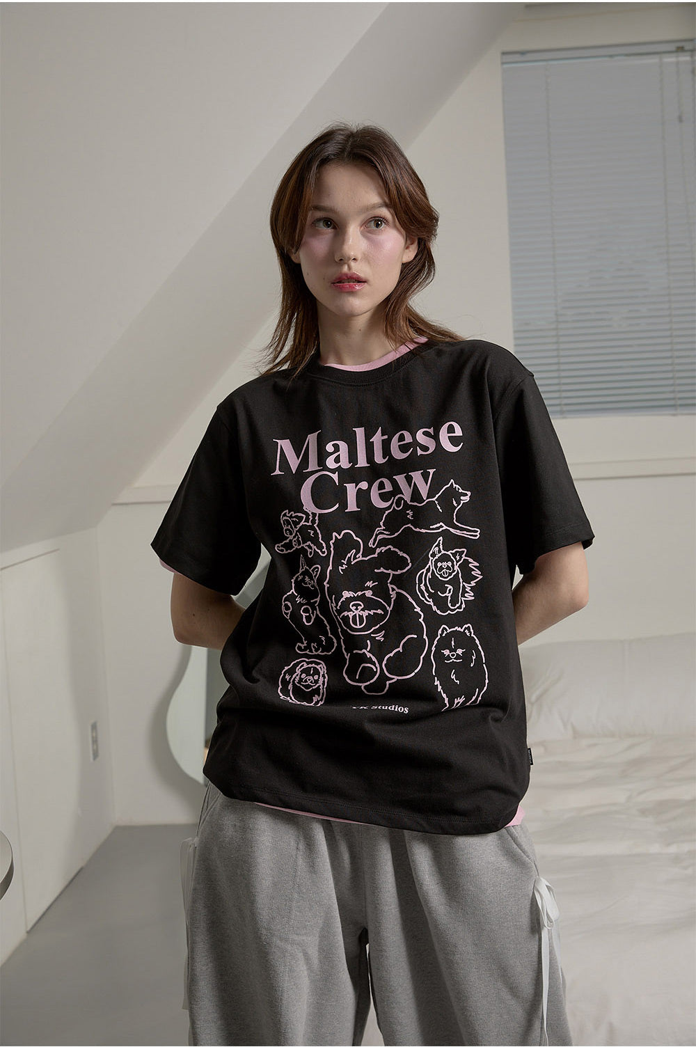 WAIKEI -  Maltese crew line graphic half sleeve T-shirt BLACK