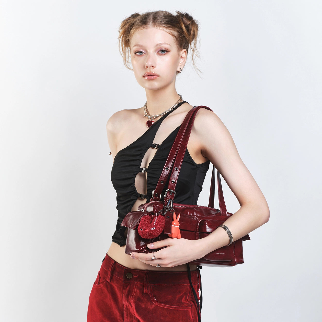 SAMO ONDOH - pocket utility bag M vampire blood