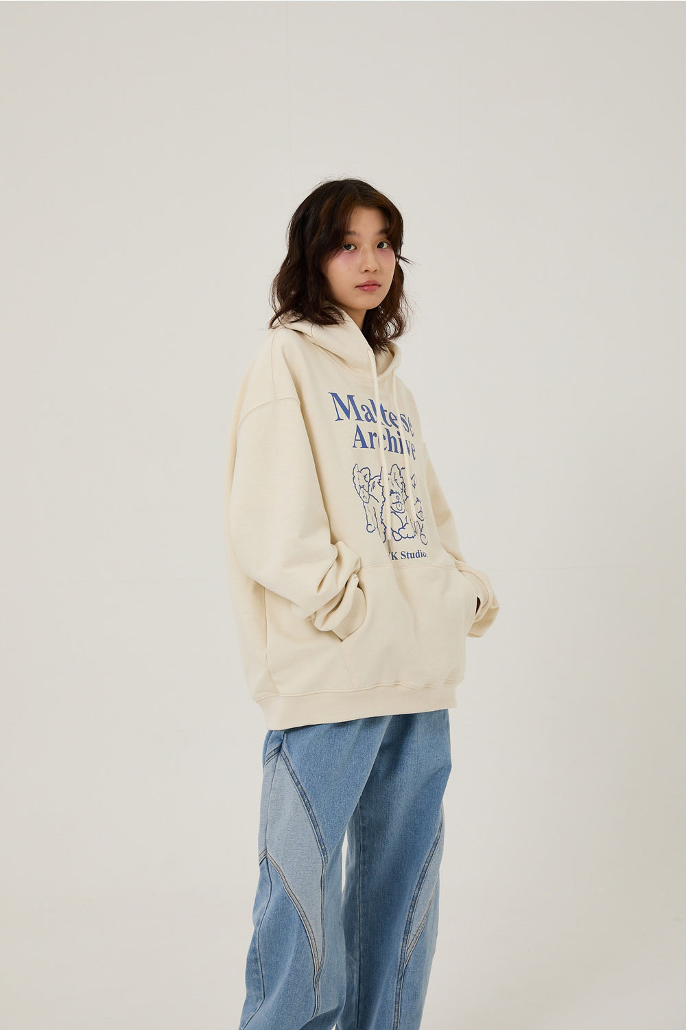 WAIKEI -  Maltese archive line graphic hood IVORY