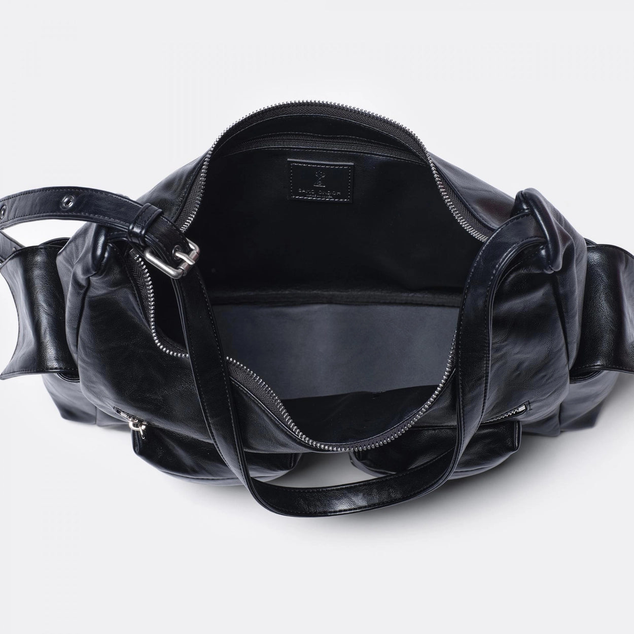 SAMO ONDOH - pocket mug bag L baked black