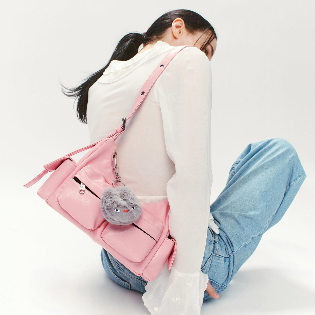 SAMO ONDOH -pocket mug bag M goat pink