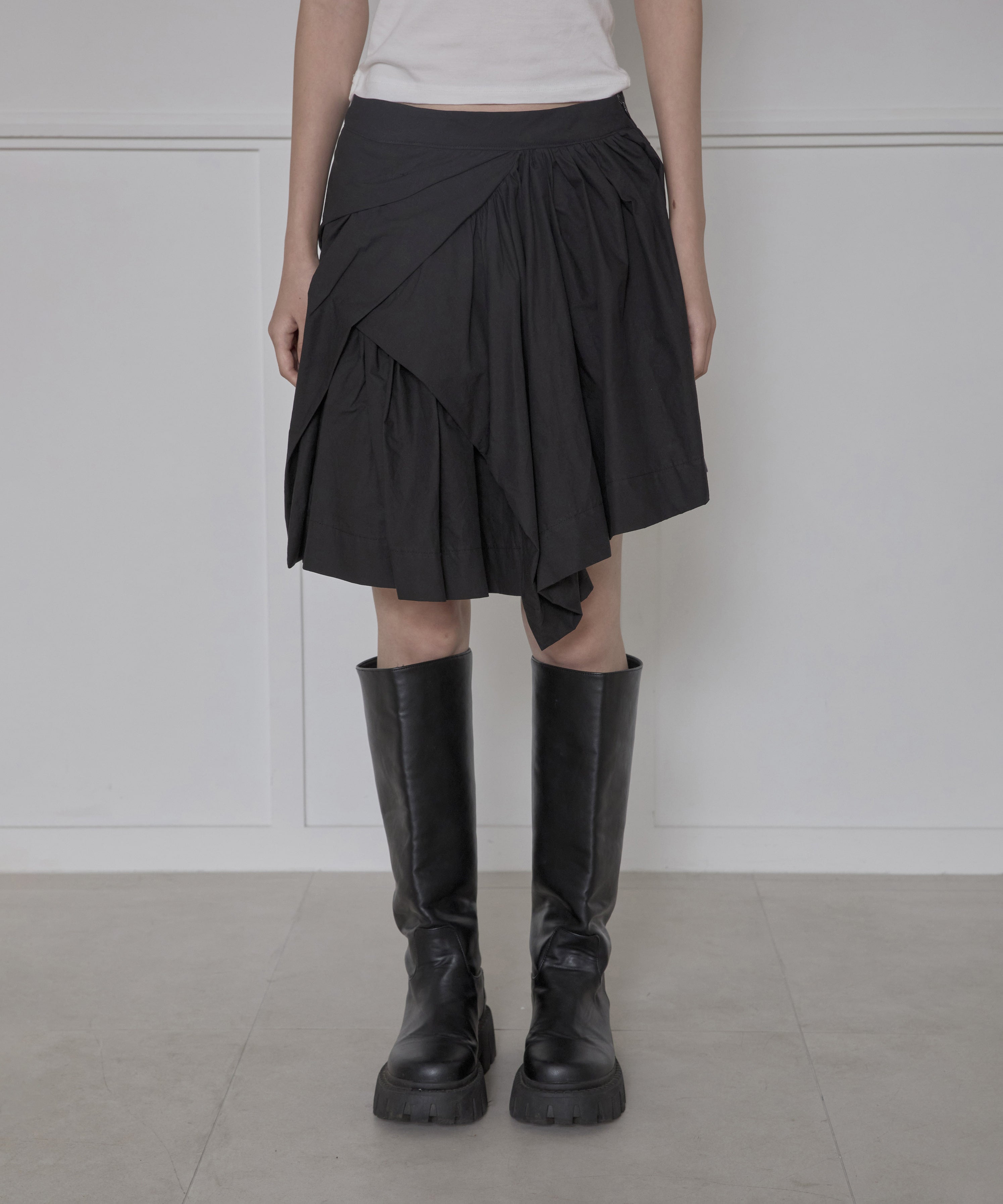 スカート FLAREUP Asymmetrical Draped Midi Skirt FLAREUP - Asymmetrical Draped Layered Skirt / Black – KORIAH