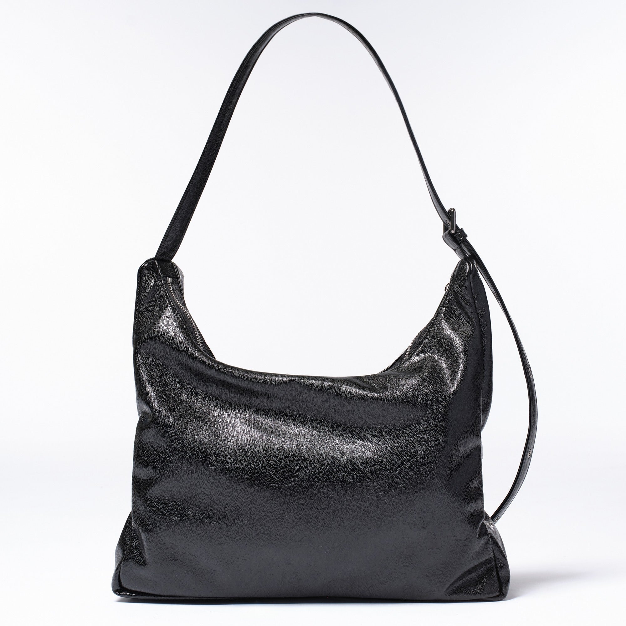 SAMO ONDOH - Trio Belt Mug Bag L Goat Black: Stylish Leather