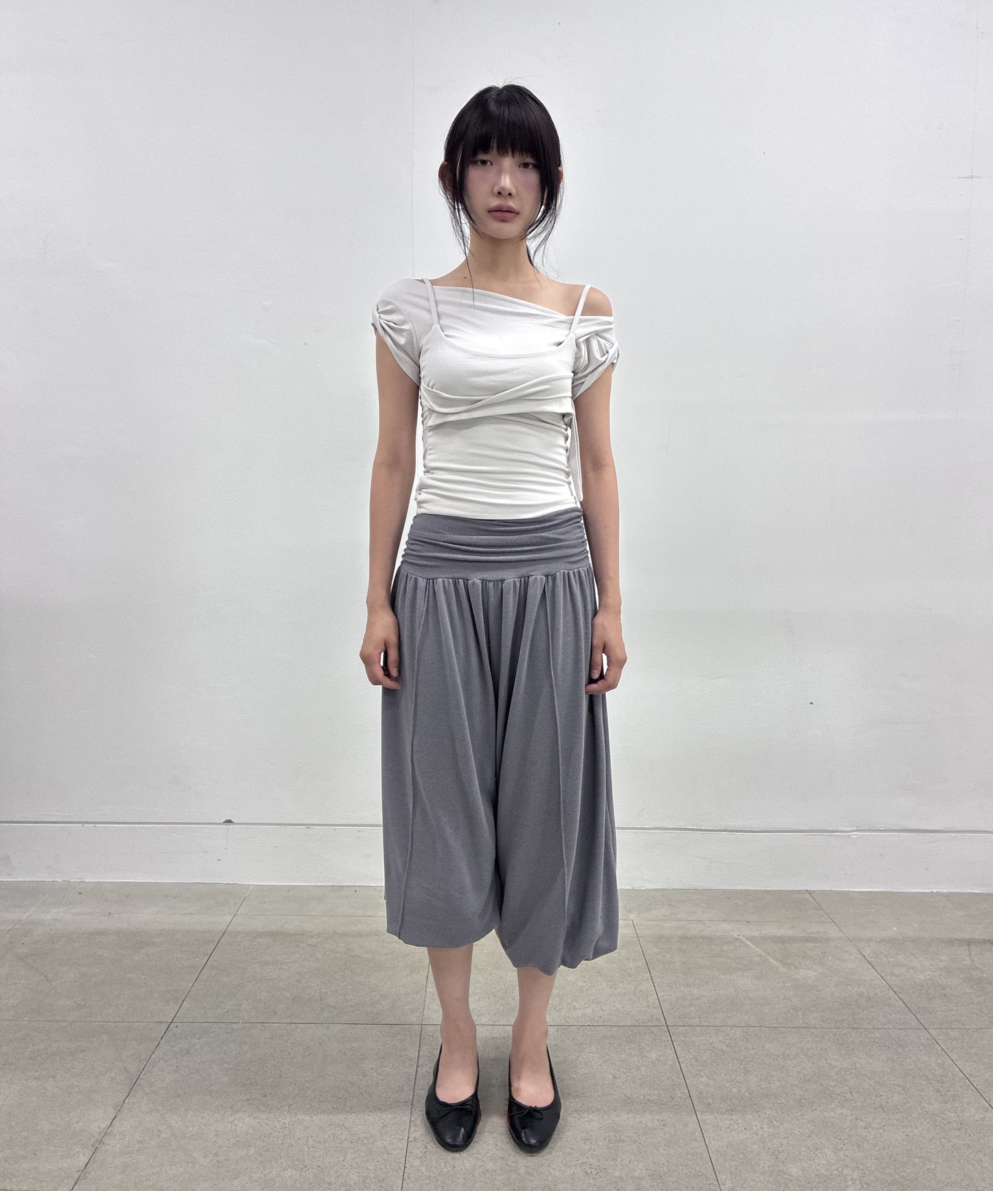 FLAREUP - Wide Capri Pants / Dark Gray