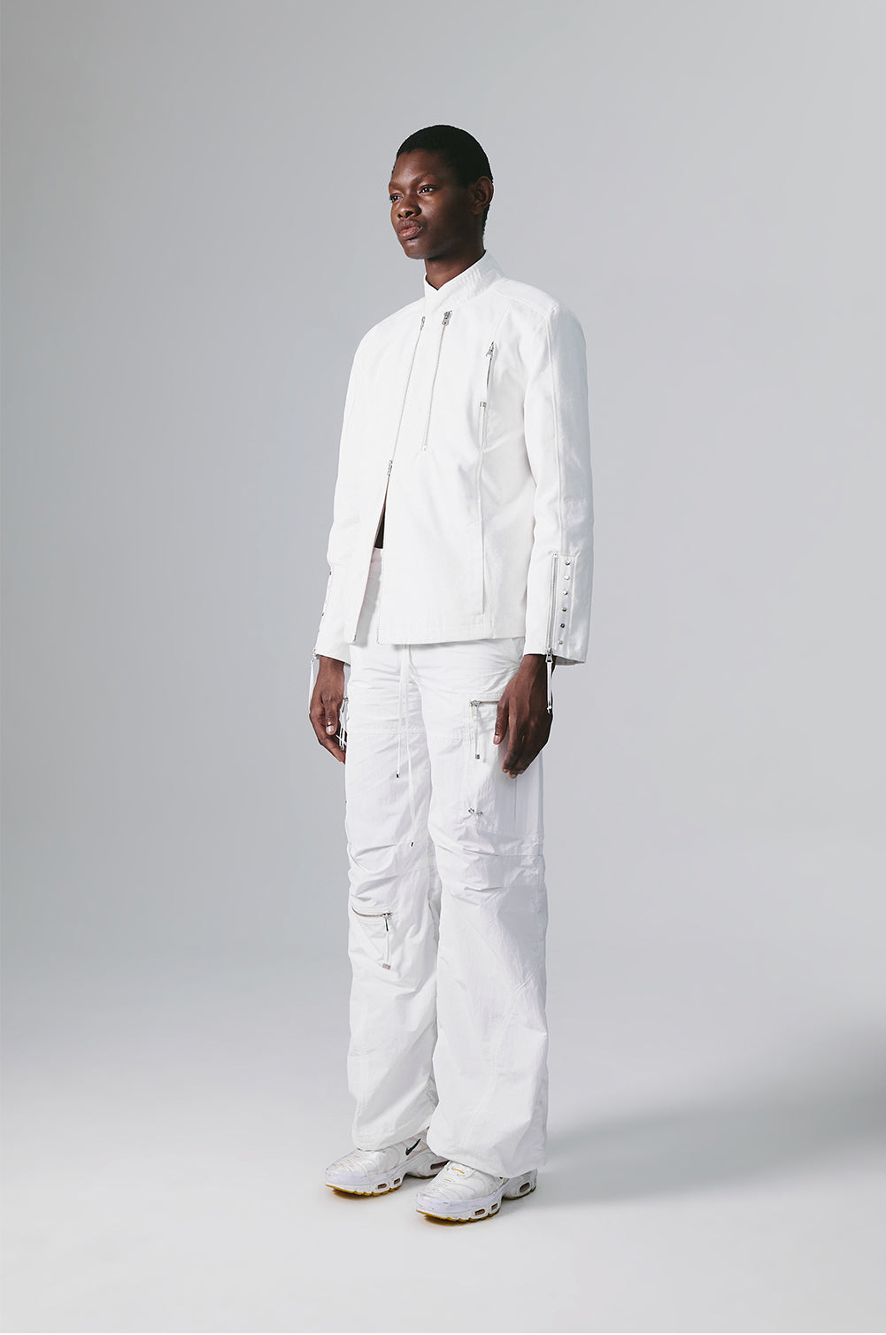 NACHE- PUCKERING JOGGER PANTS (UNISEX) WHITE