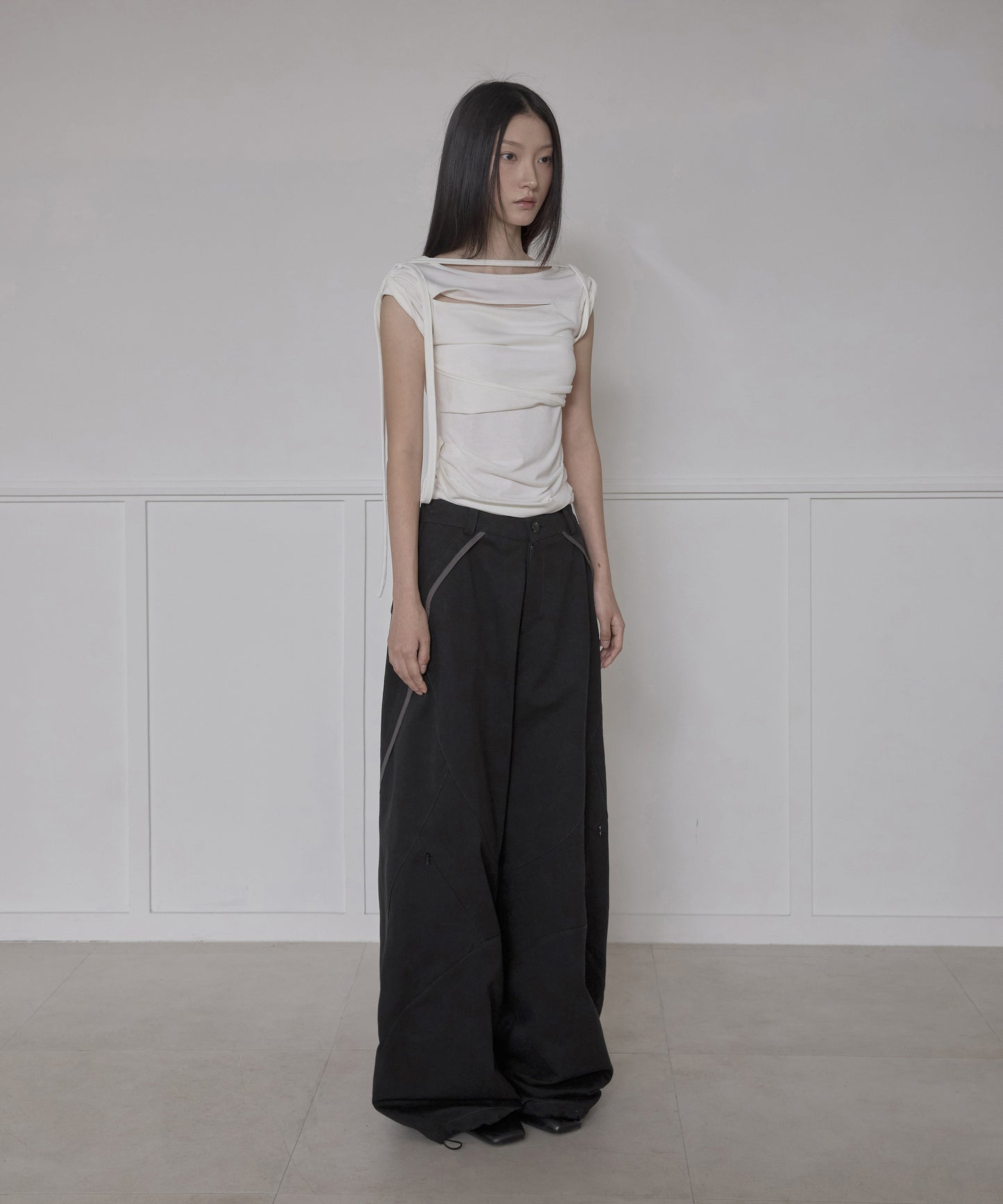 FLAREUP - Asymmetrical Wide Pants / Black