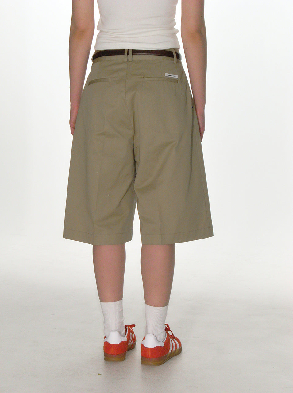 CRANK -  RIVET BERMUDA PANTS_BEIGE