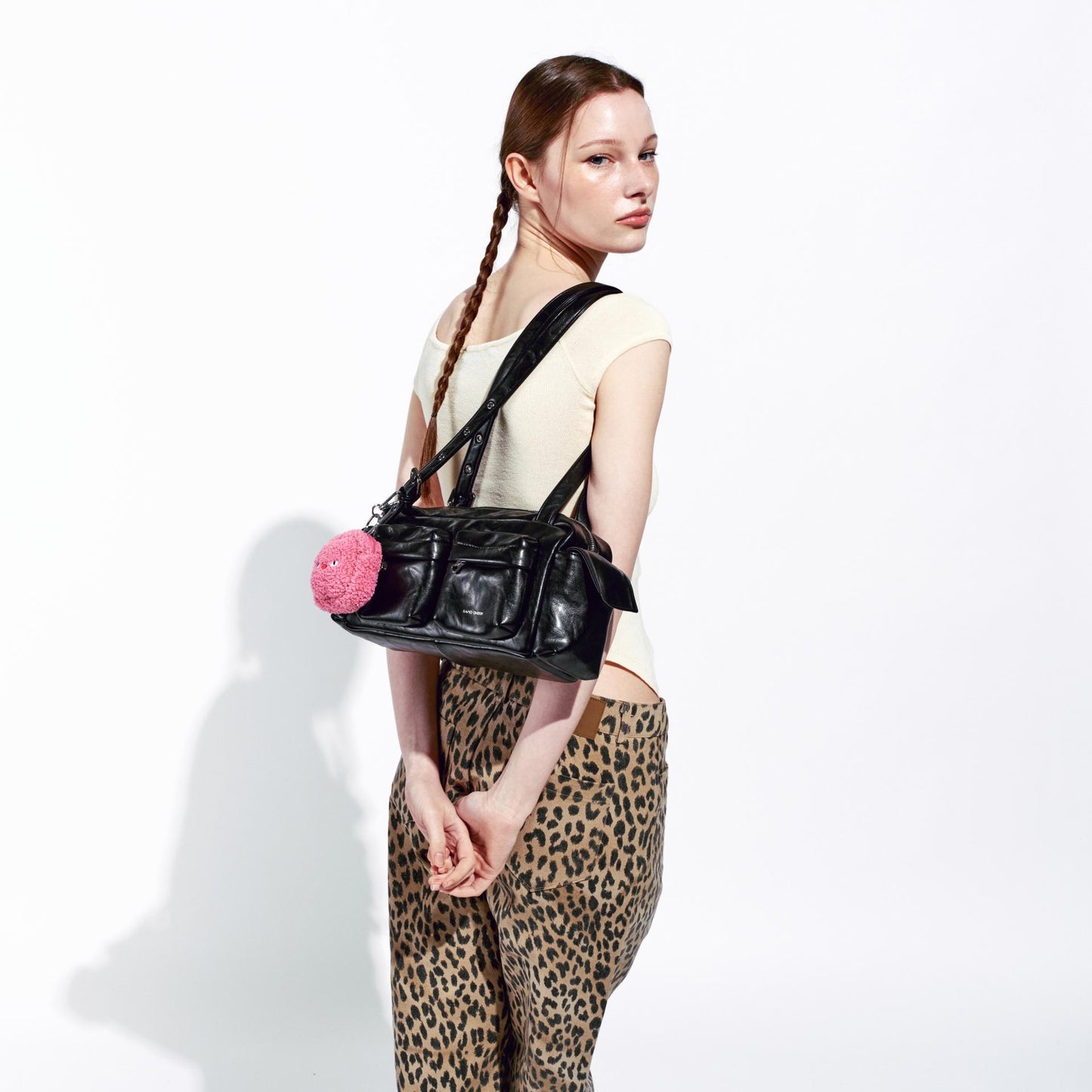 SAMO ONDOH - pocket utility bag M baked black (DISPATCH IN 48HRS)