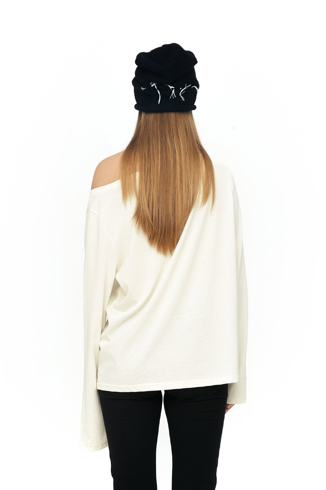 CERRIC -  HEART BOAT NECK TOP / IVORY