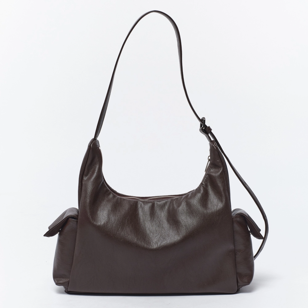 SAMO ONDOH Pocket Mug Bag L Nappa Chocolate: Elegant & Functional SAMO ONDOH Pocket Mug Bag L Nappa Chocolate: Elegant & Functional