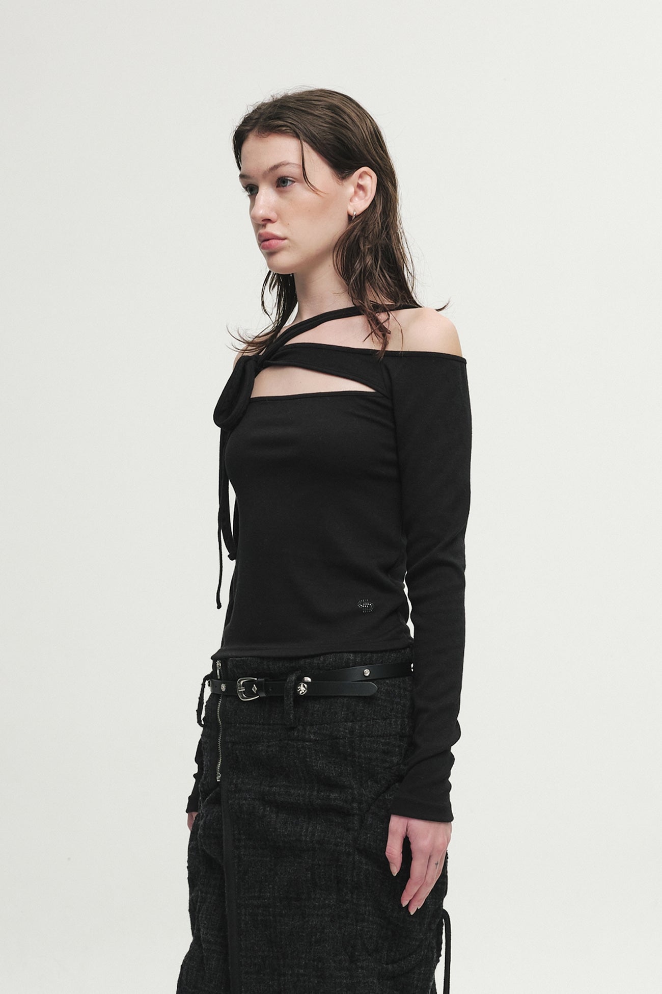 CERRIC -  TANGLE STRAP TOP / BLACK