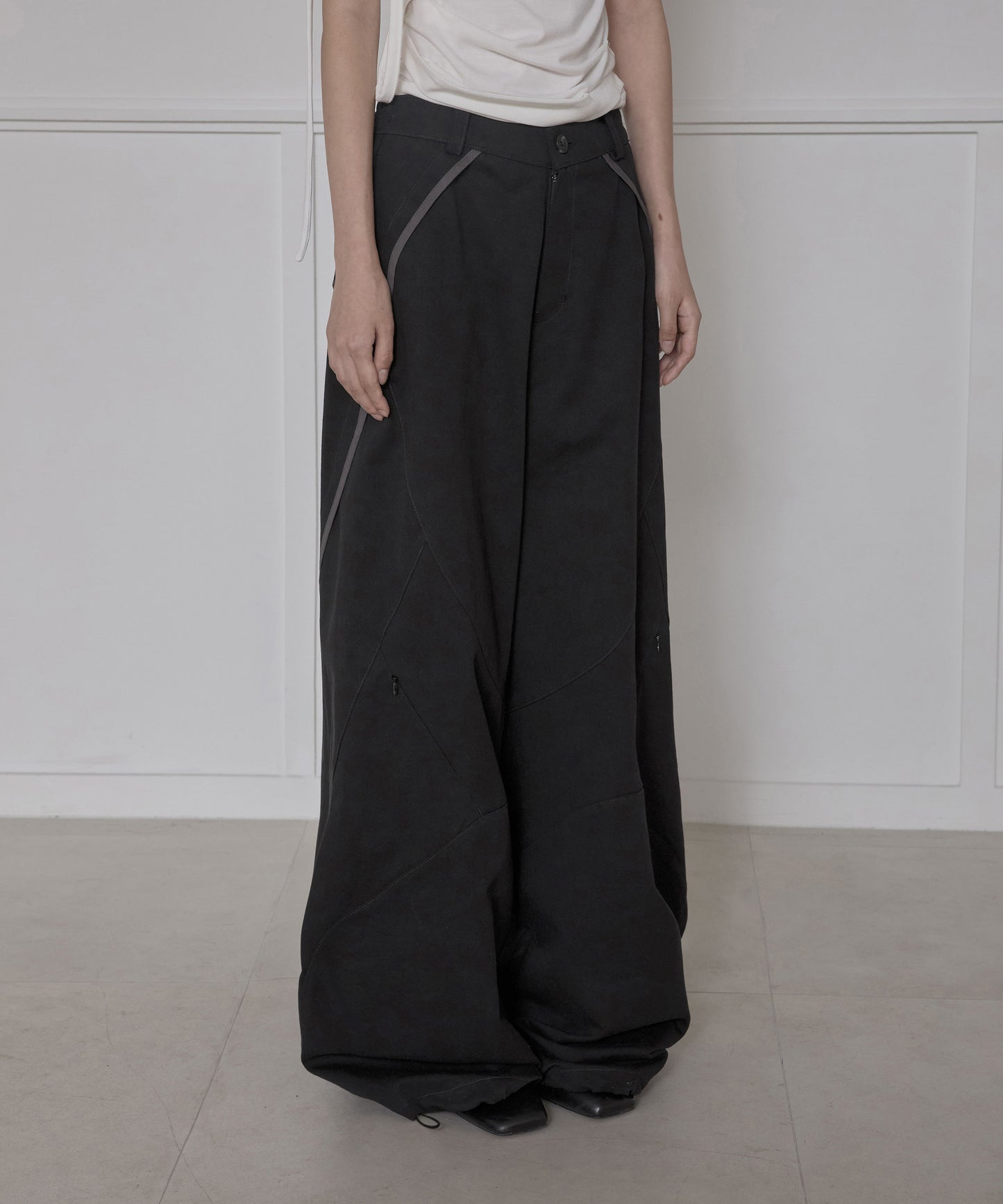FLAREUP - Asymmetrical Wide Pants / Black