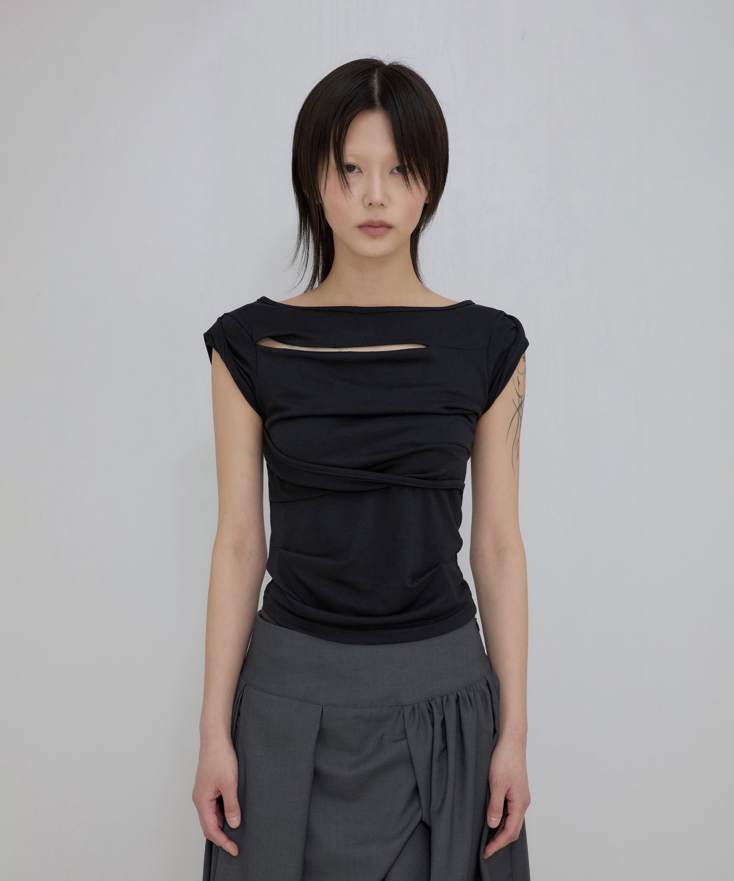 FLAREUP - Asymmetrical Draped Roll-Up T-Shirt / Black