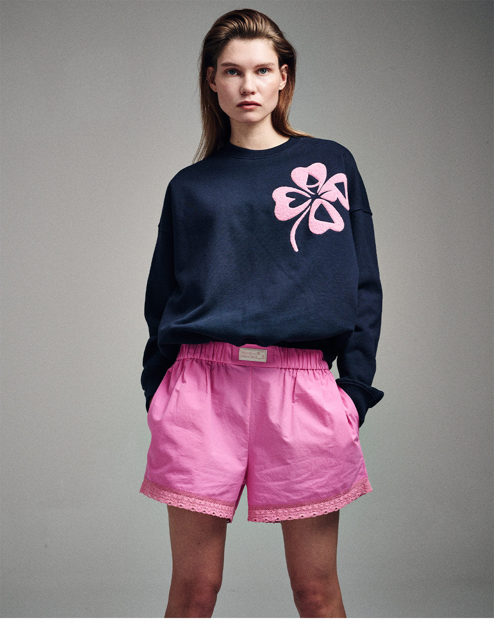 MARDI MERCREDI -  SWEATSHIRT CLOVERMARDI BOUCLE_NAVY PINK