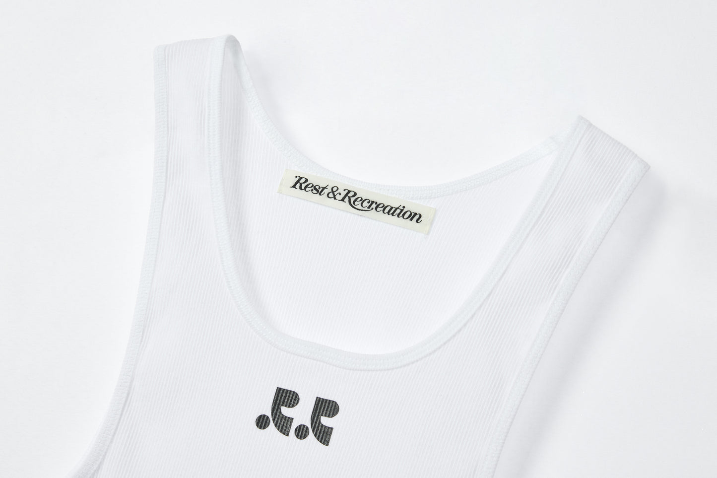 REST & RECREATION -  RR LOGO SHORT TANK TOP - WHITE