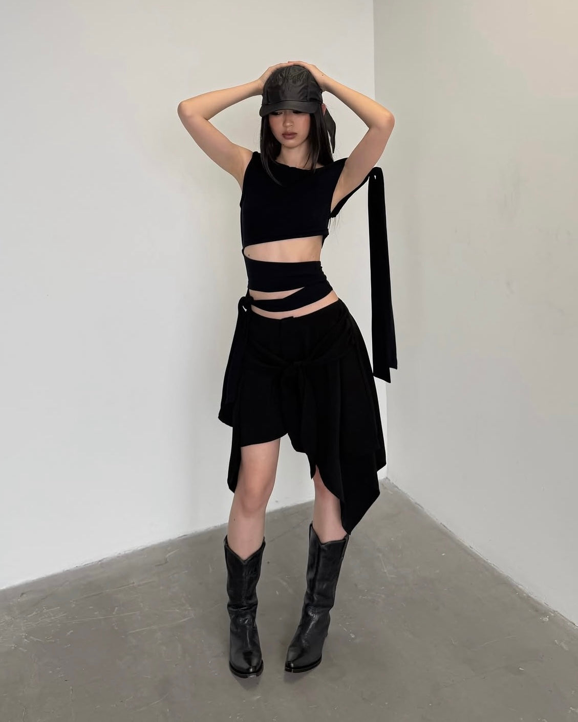 Sagittarius.A+ - Muse Shoulder Tie Top Black (Dispatch in 48hrs)