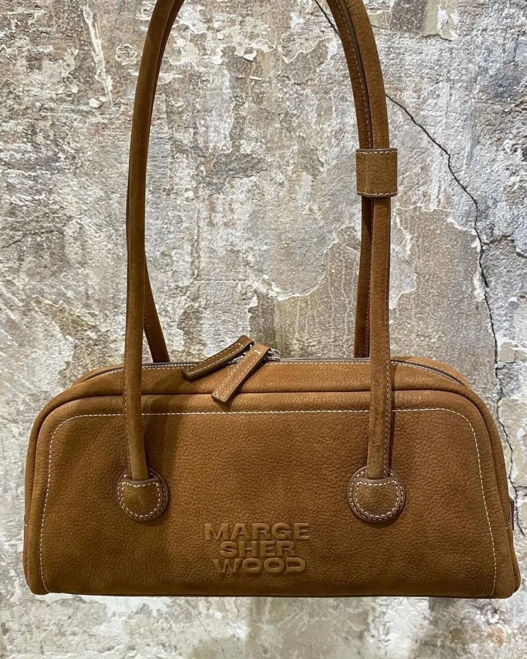 SOFT BAGUETTE BAG - chestnut