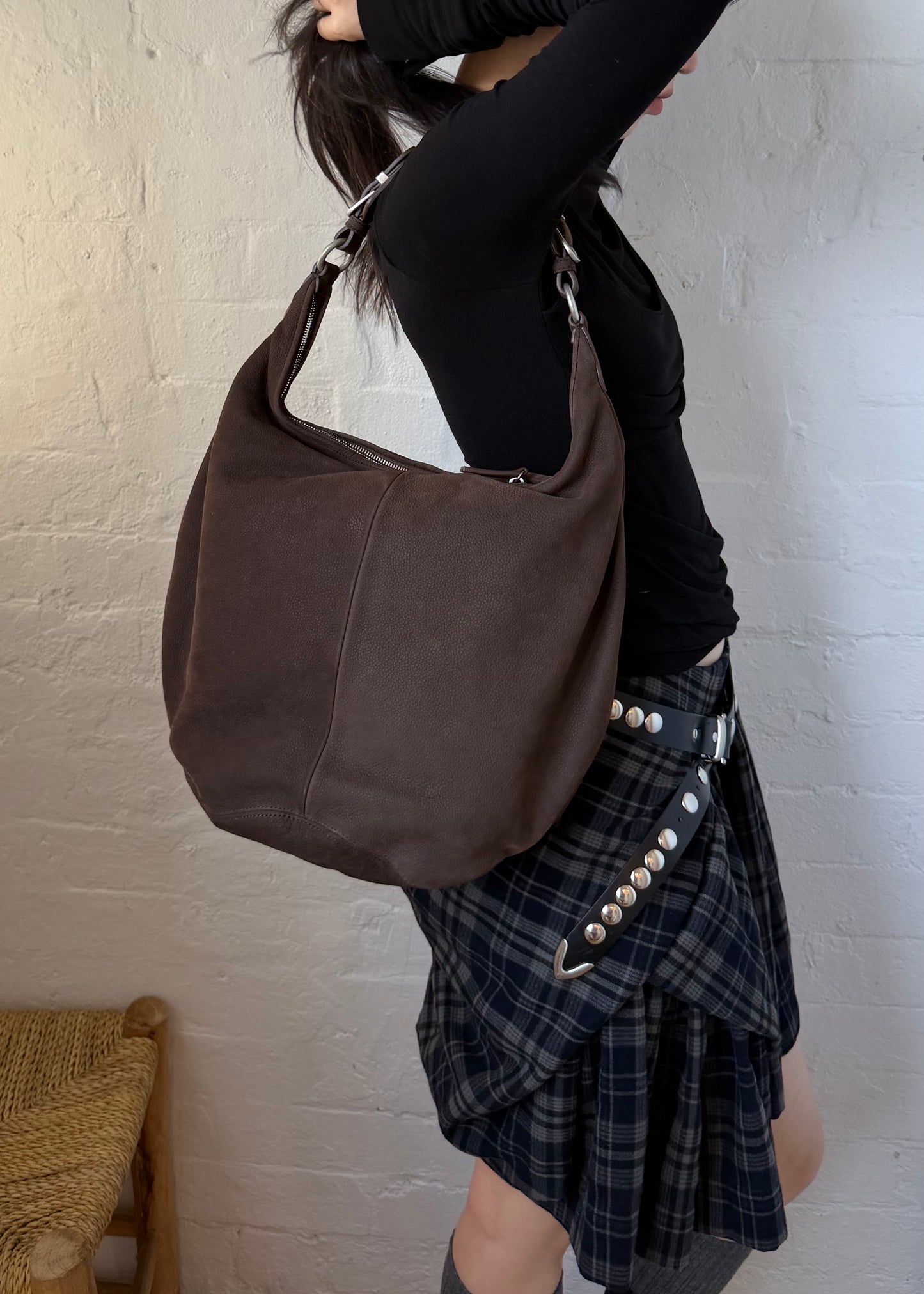PUMPKIN LARGE SHOULDER BAG hush nubuck (Dispatch in 48hrs)