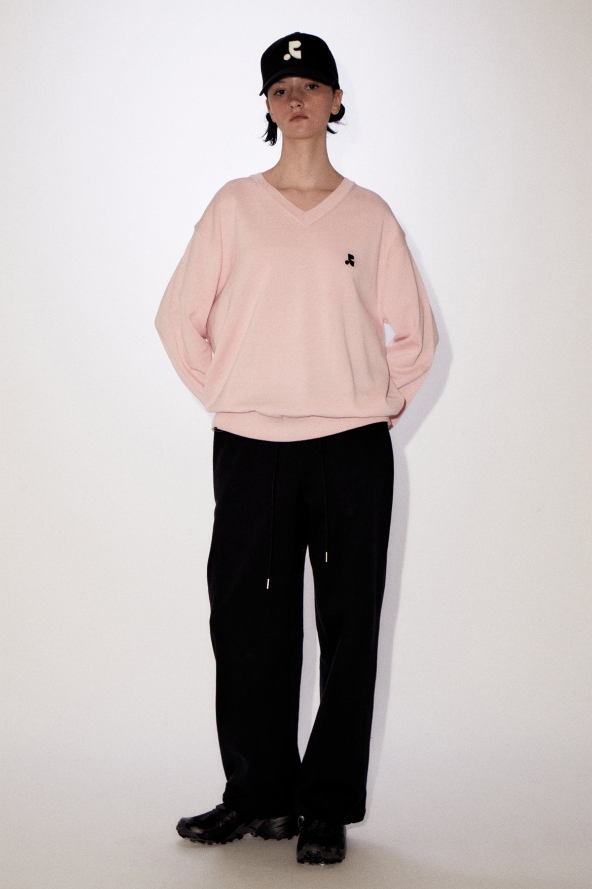 REST & RECREATION -  RR LOGO OVERSIZE V NECK TOP - PINK