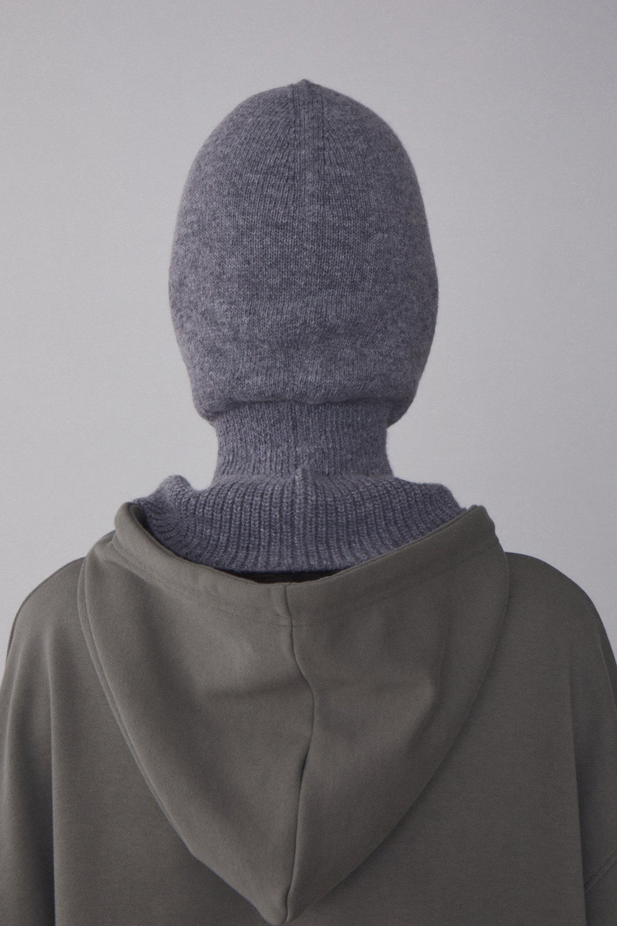 REST & RECREATION -  RR LOGO BALACLAVA - GREY