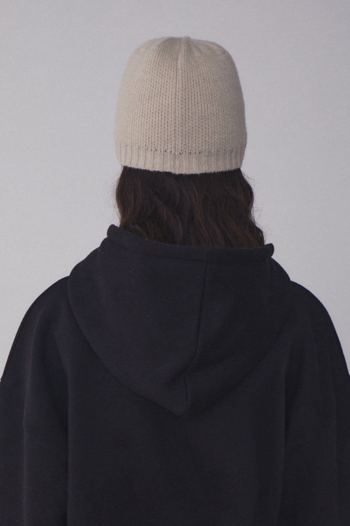 REST & RECREATION -  RR LOGO JACQUARD BEANIE - BEIGE