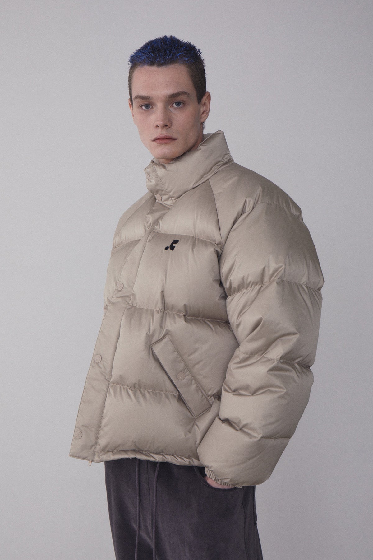 REST & RECREATION -  (M)RR OVERSIZED DOWN JACKET - BEIGE