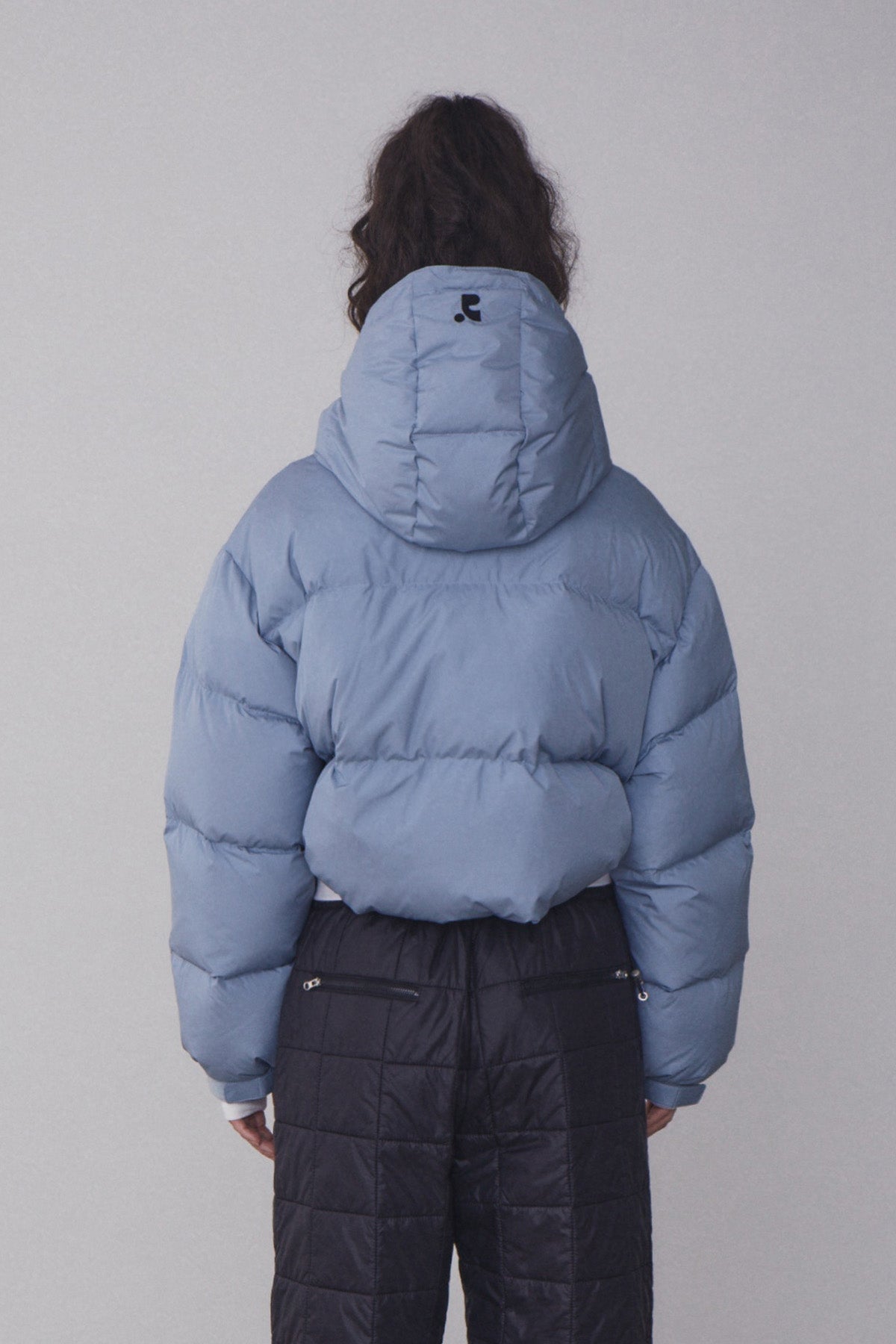 REST & RECREATION -  RR HOOD SHORT DOWN JACKET - BLUE