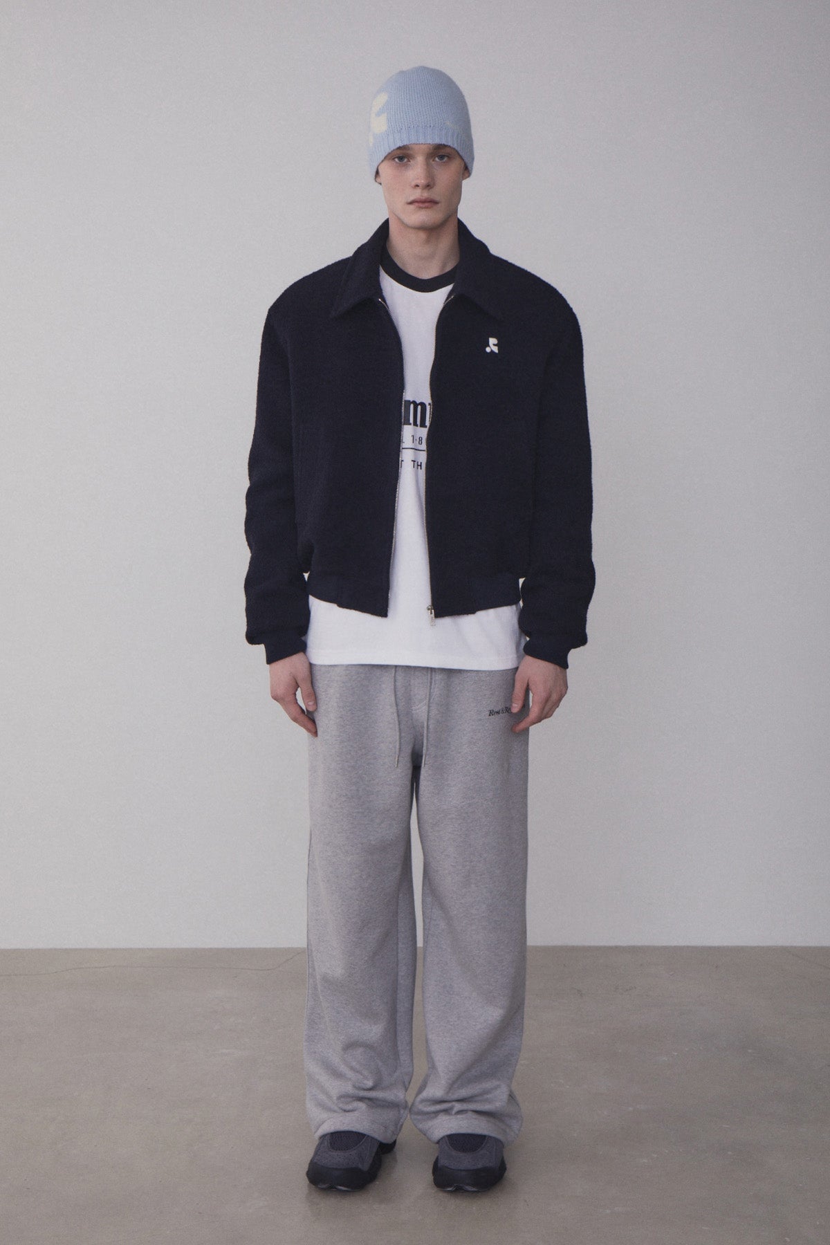 REST & RECREATION -  RR COMMUNITY BOMBER JACKET - NAVY