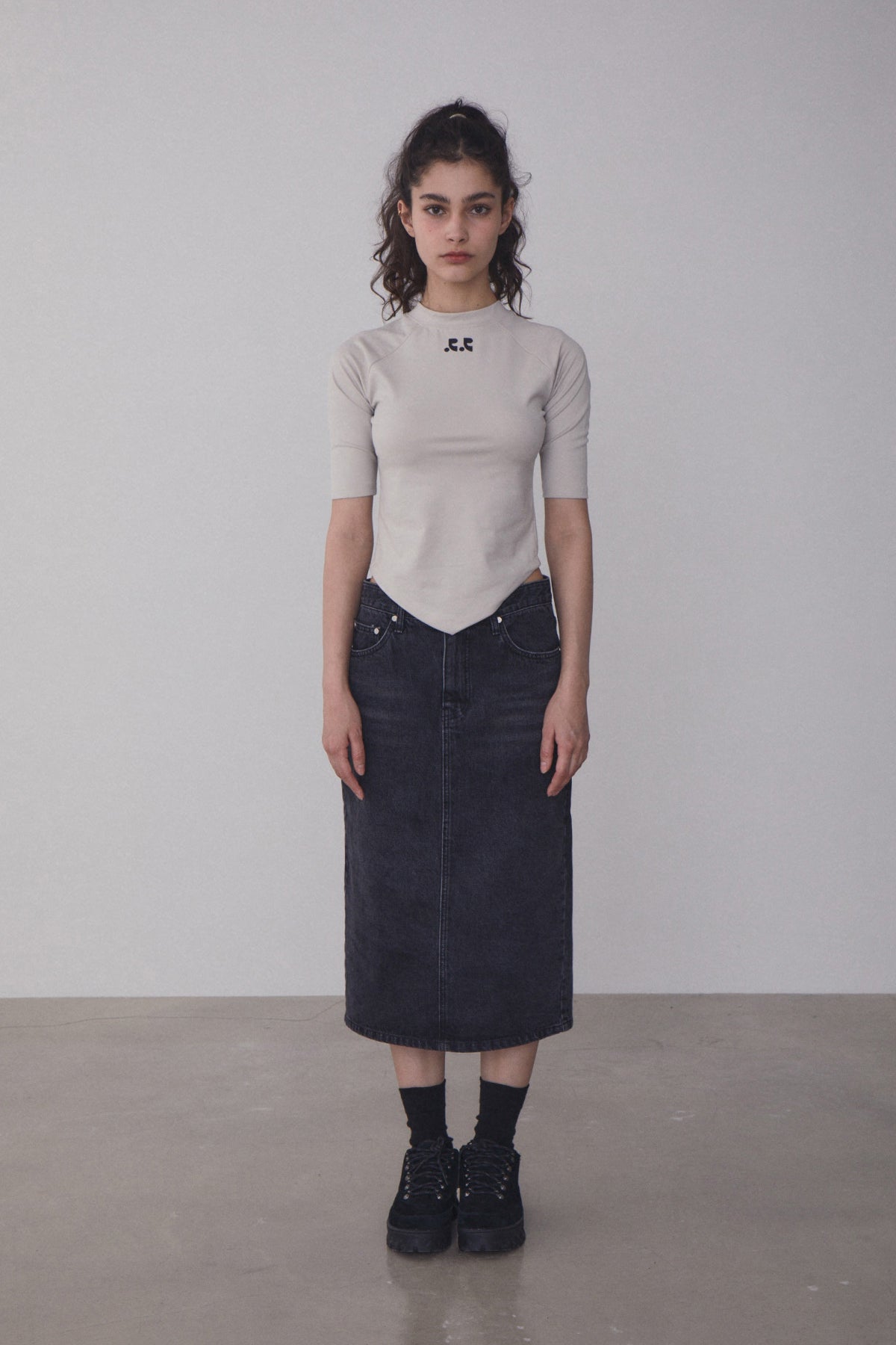 REST & RECREATION -  RR DENIM MIDI SKIRT - BLACK