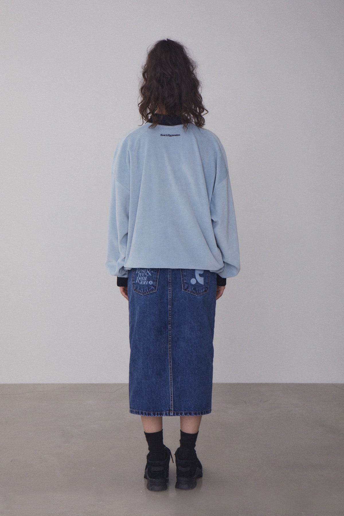 REST & RECREATION -  RR DENIM MIDI SKIRT - BLUE