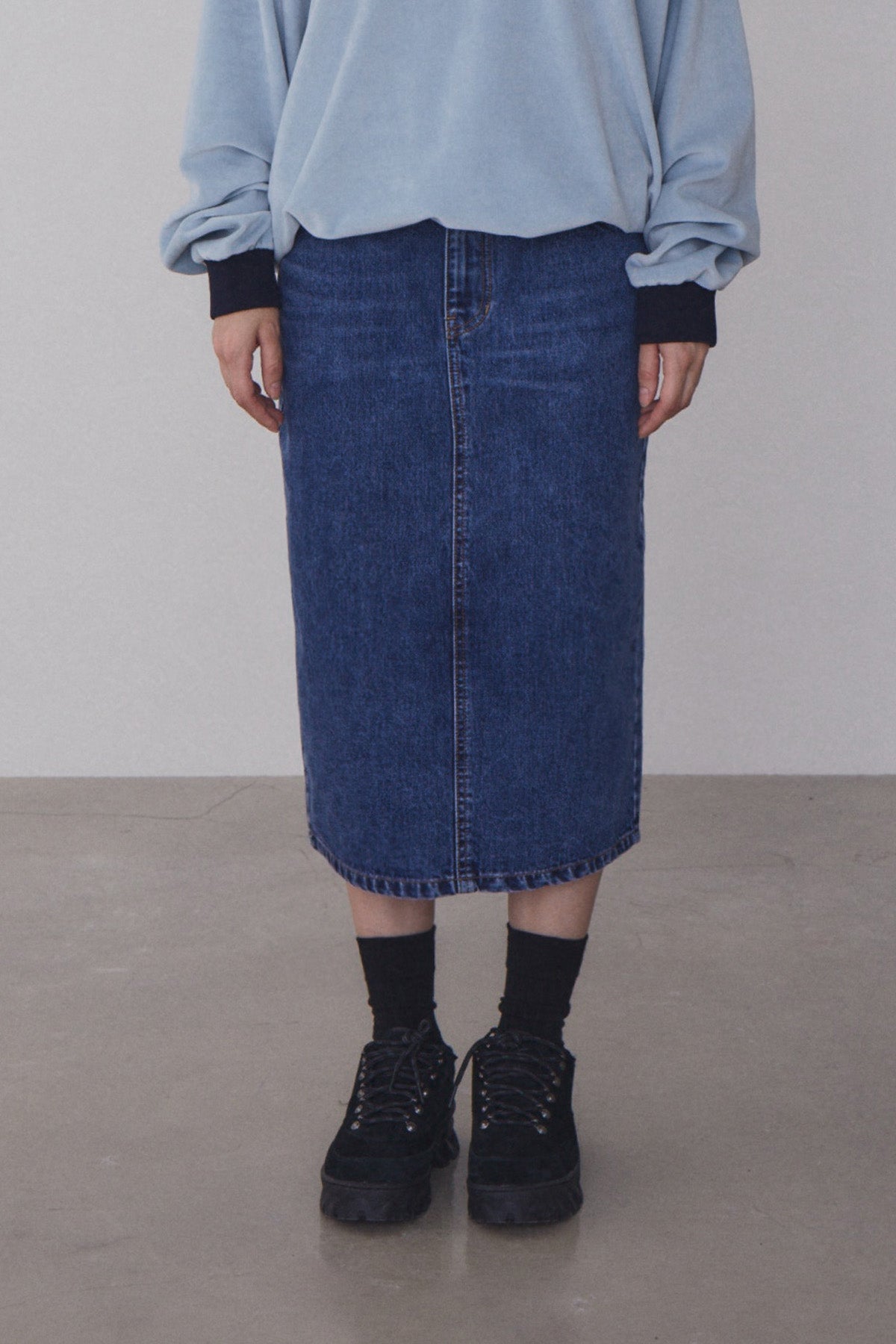 REST & RECREATION -  RR DENIM MIDI SKIRT - BLUE