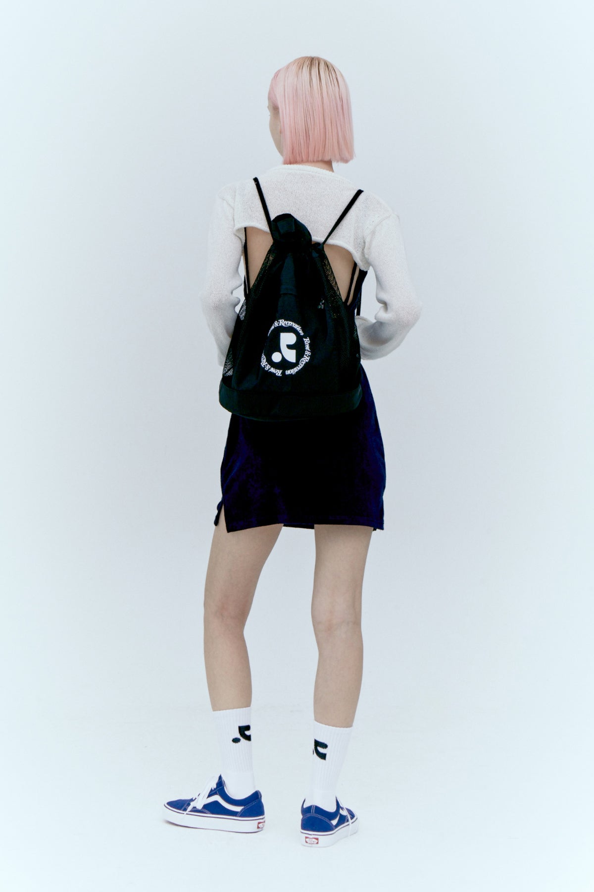 REST & RECREATION -  LOGO MESH BACKPACK（ 3 colour）