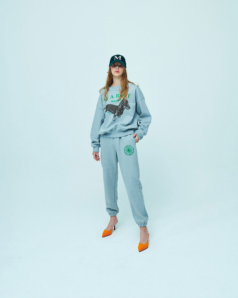 MARDI MERCREDI -  SWEAT PANTS MARCHE EMBLEM_GREY GREEN