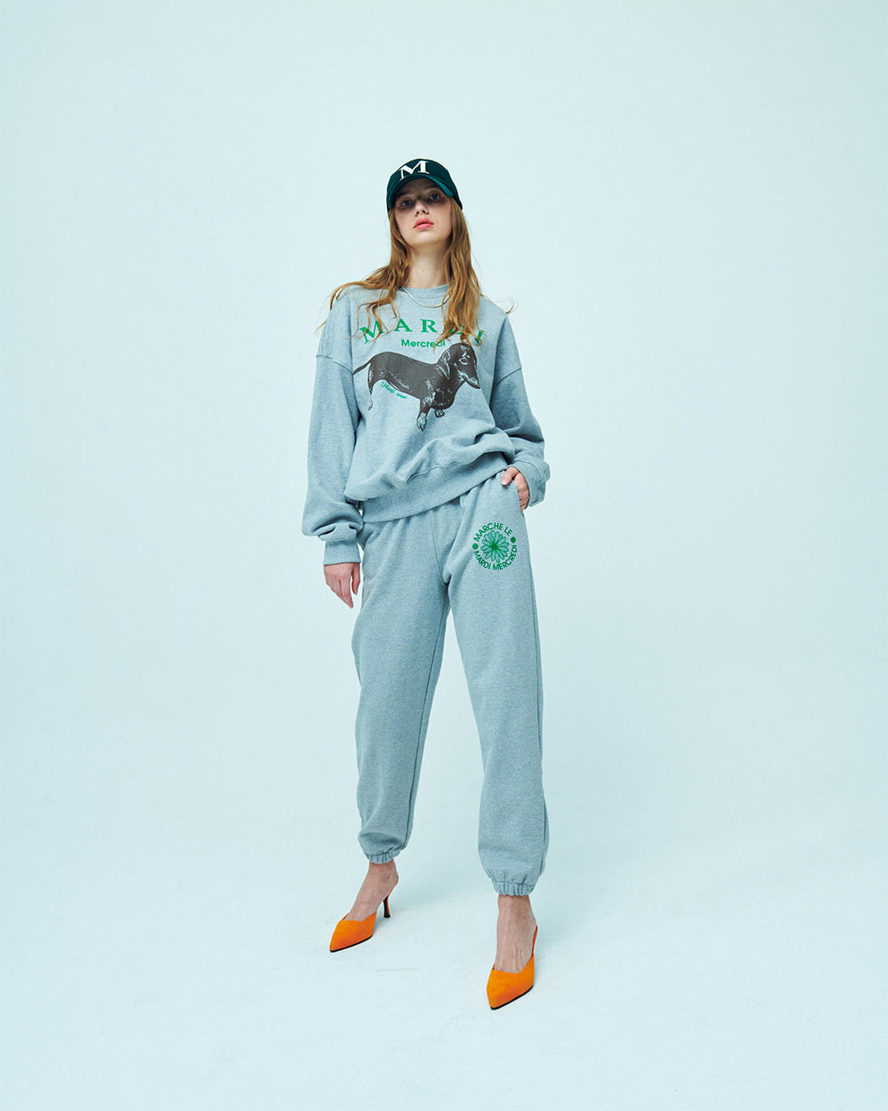 MARDI MERCREDI -  SWEAT PANTS MARCHE EMBLEM_GREY GREEN