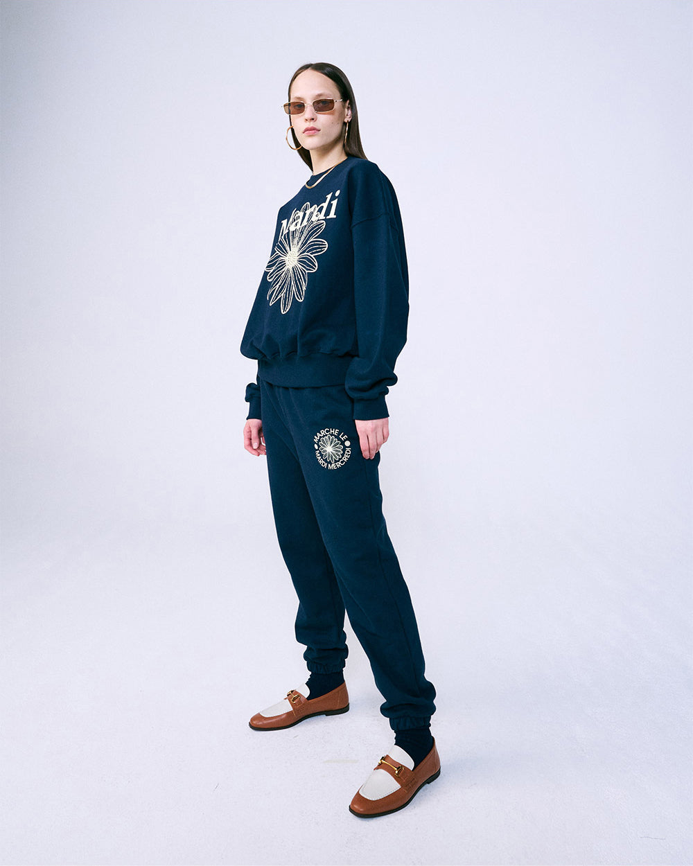 MARDI MERCREDI -  SWEAT PANTS MARCHE EMBLEM_NAVY CREAM