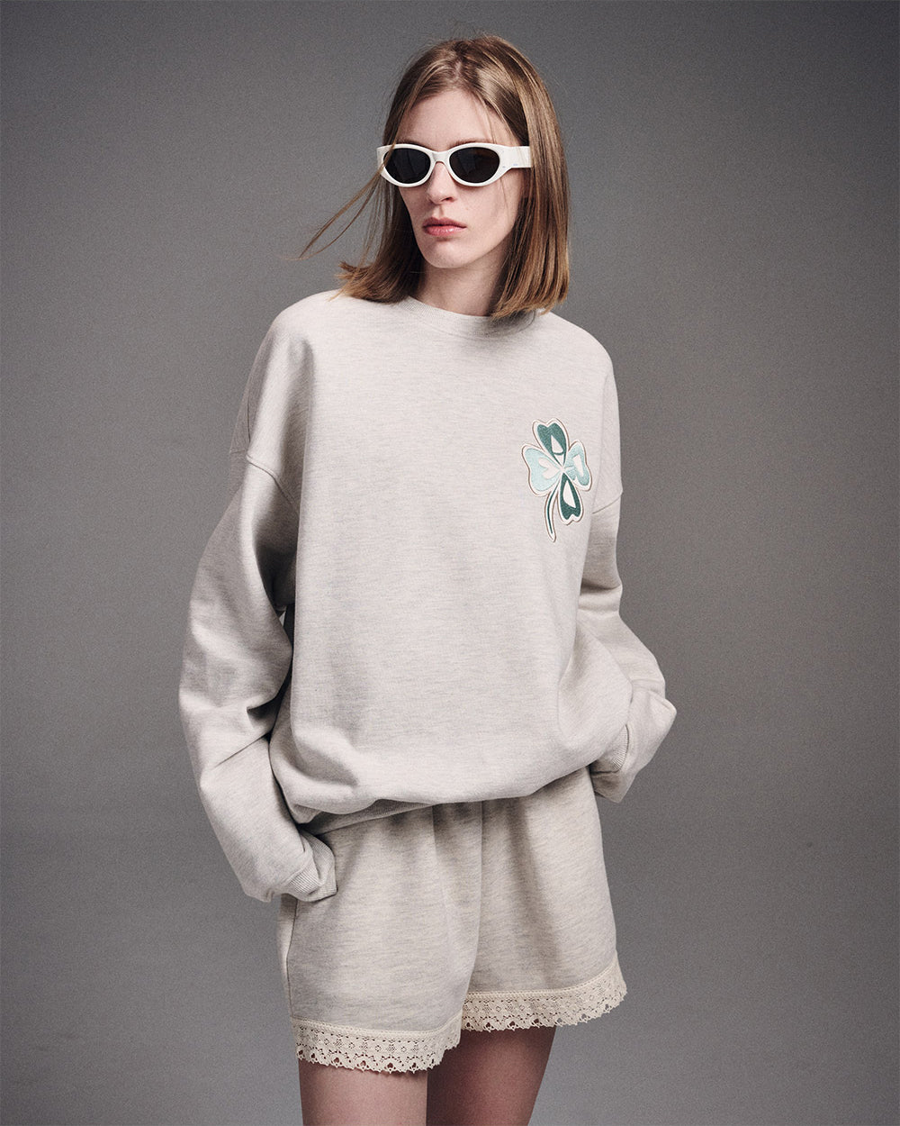 MARDI MERCREDI -  SWEATSHIRT CLOVERMARDI SATIN_OATMEAL MINT