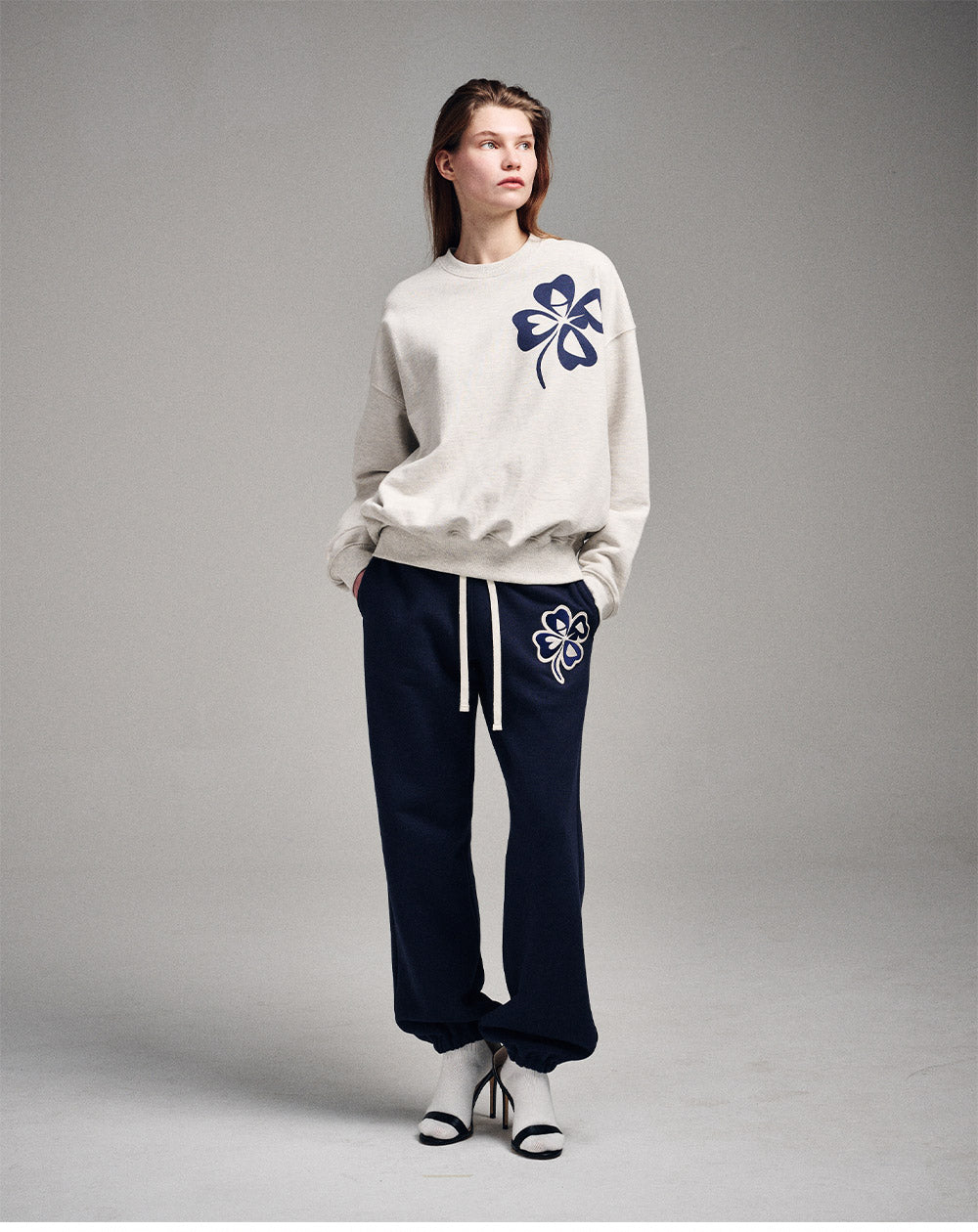 MARDI MERCREDI -  SWEATSHIRT CLOVERMARDI_OATMEAL NAVY