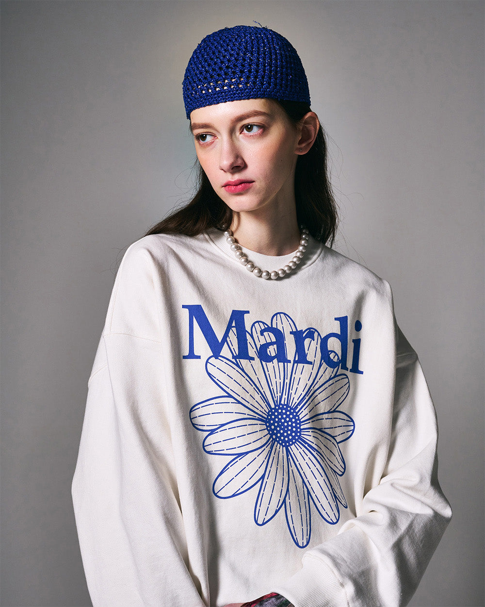 MARDI MERCREDI -  SWEATSHIRT FLOWERMARDI_WHITE VIVIDBLUE