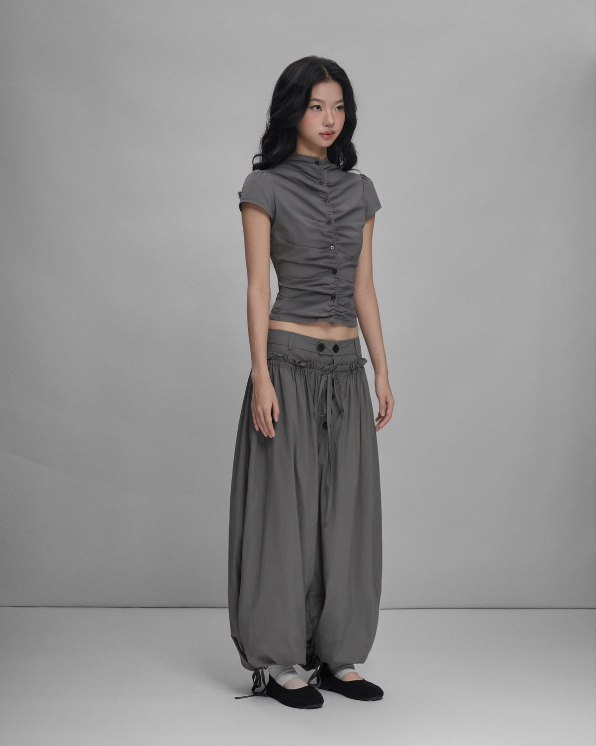 Sagittarius.A+ - Kaelis Ruched Balloon Pants / Grey