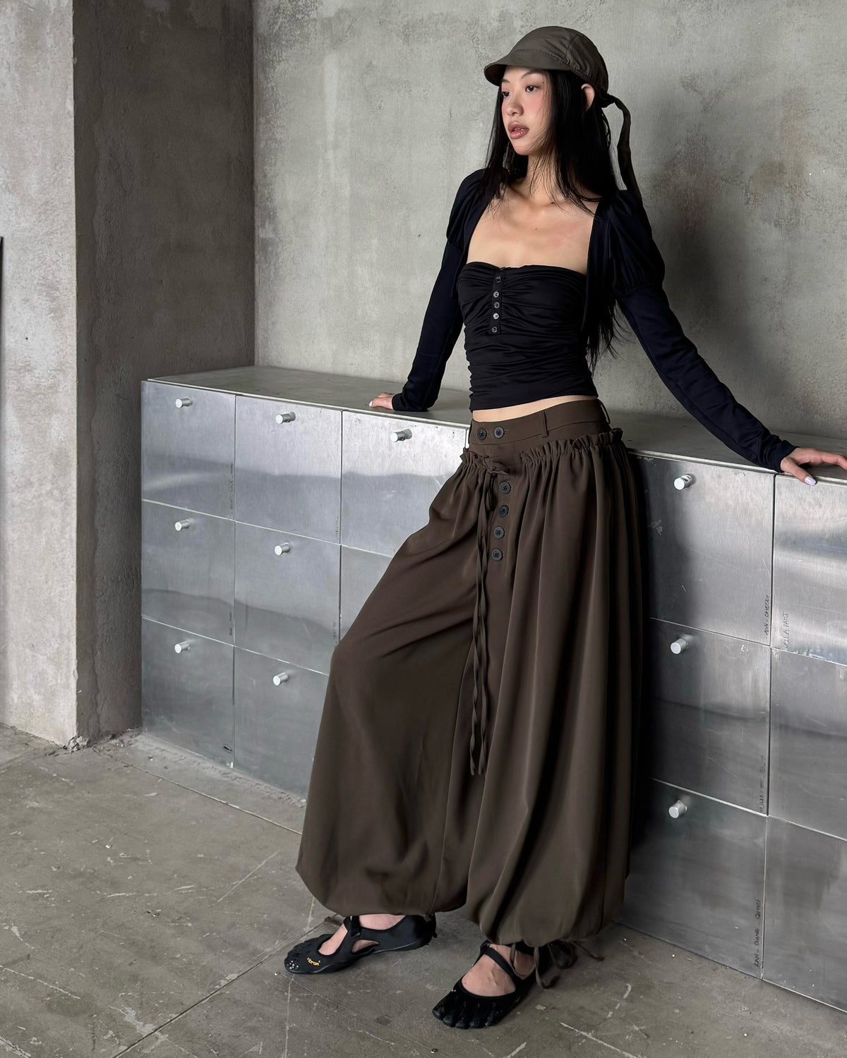 Sagittarius.A+ - Kaelis Ruched Balloon Pants / Brown