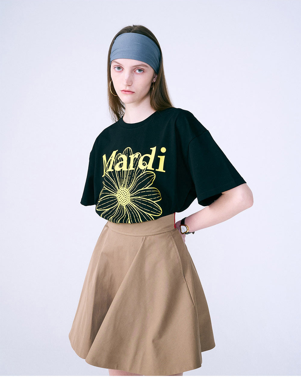 MARDI MERCREDI -  TSHIRT FLOWERMARDI_BLACK YELLOW