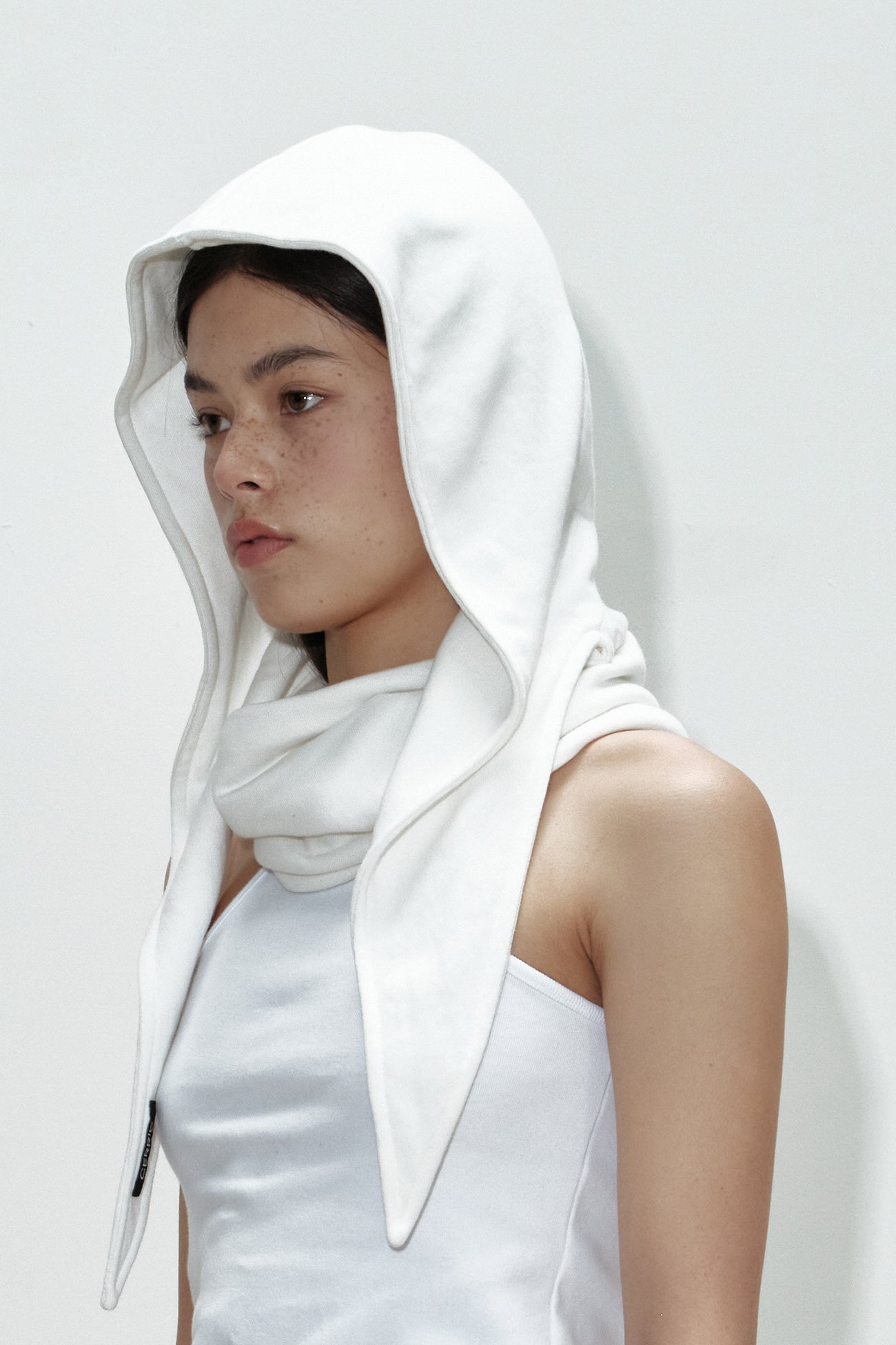 CERRIC -  KNOT BALACLAVA / WHITE