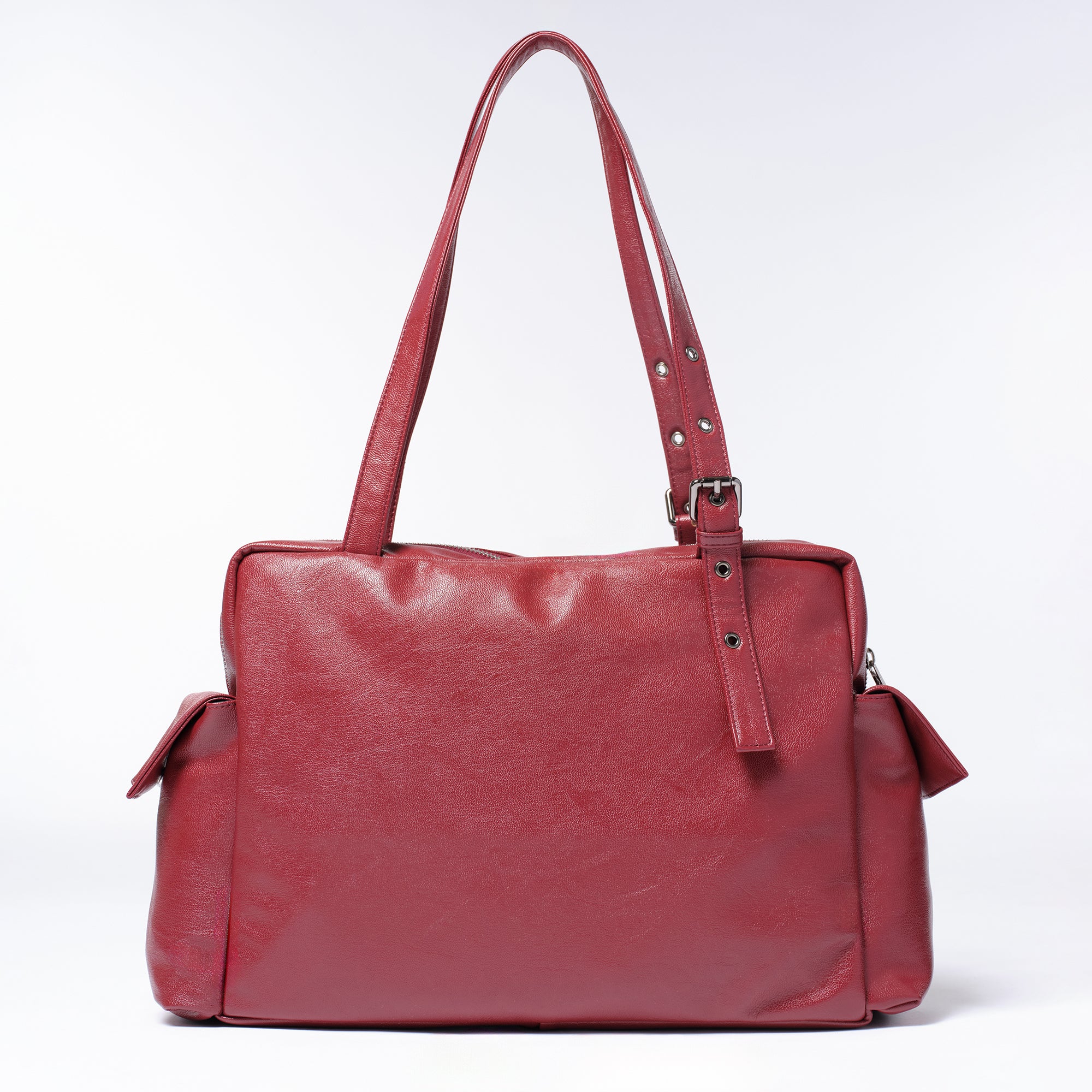 Samo Ondoh Pocket Utility Bag L Goat Red: Versatile & Stylish