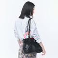 SAMO ONDOH - belt flap bag M baked black