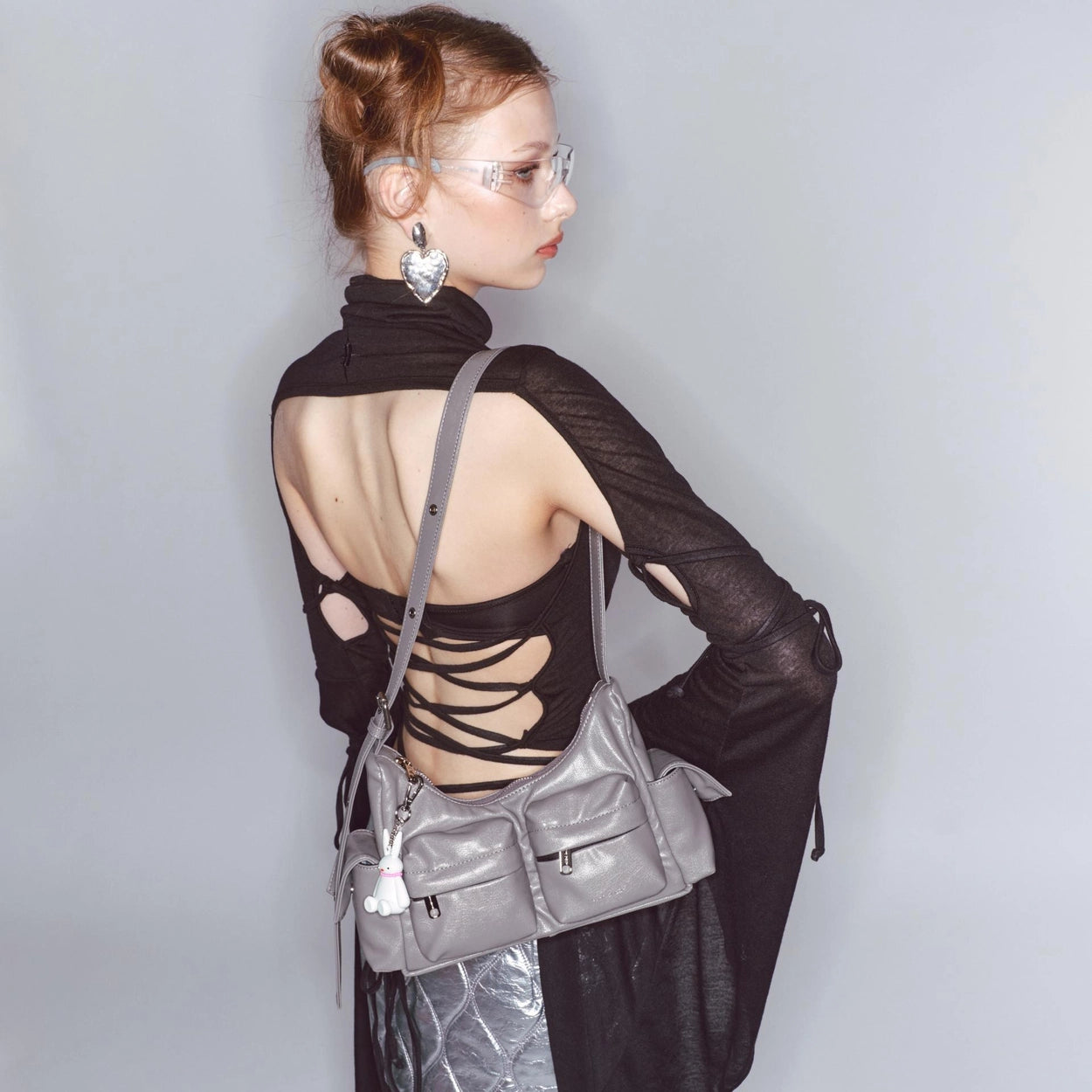 SAMO ONDOH - pocket mug bag M goat gray