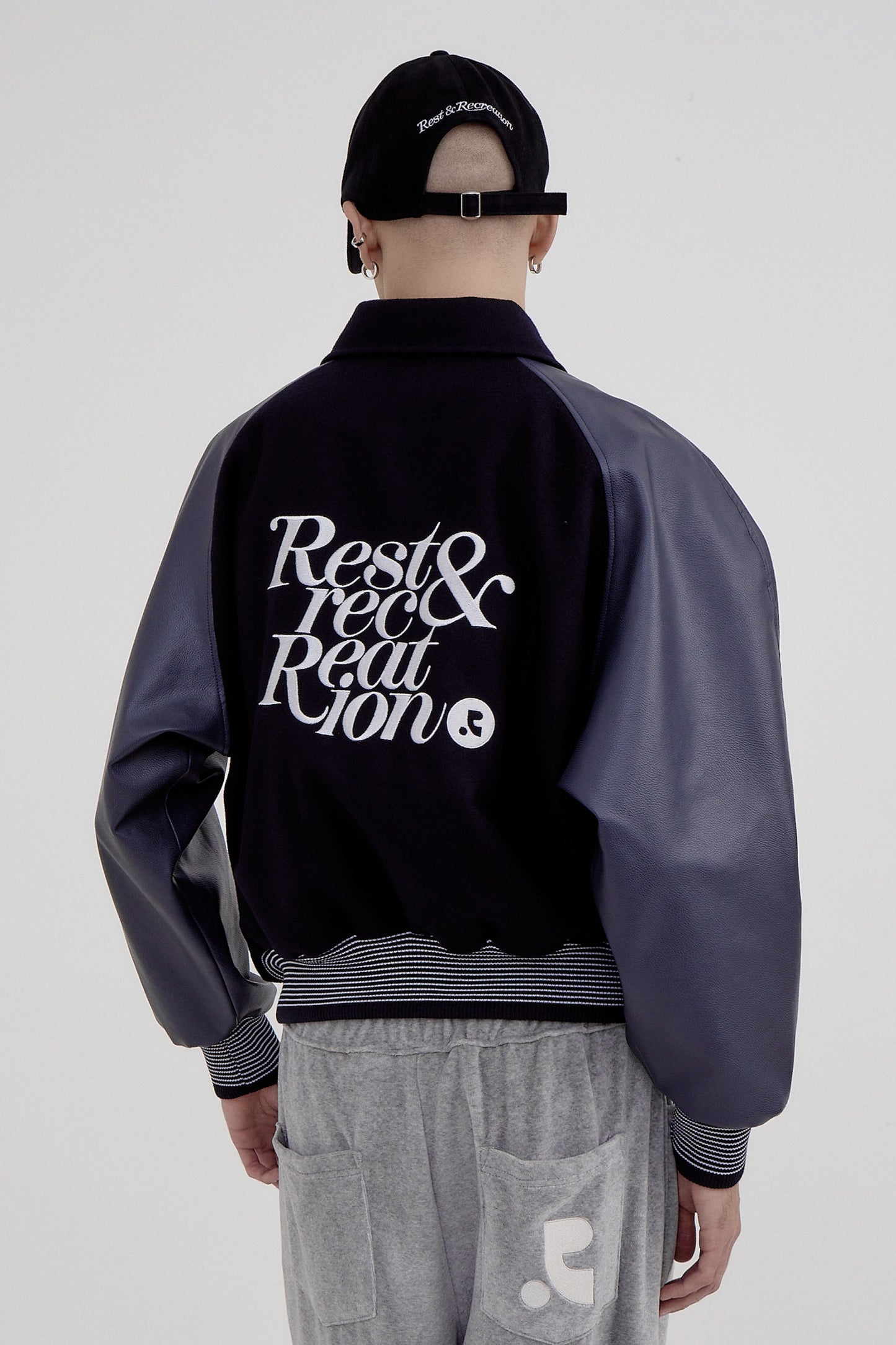 REST & RECREATION -  RR LOGO WOOL BOMBER JACKET - NAVY