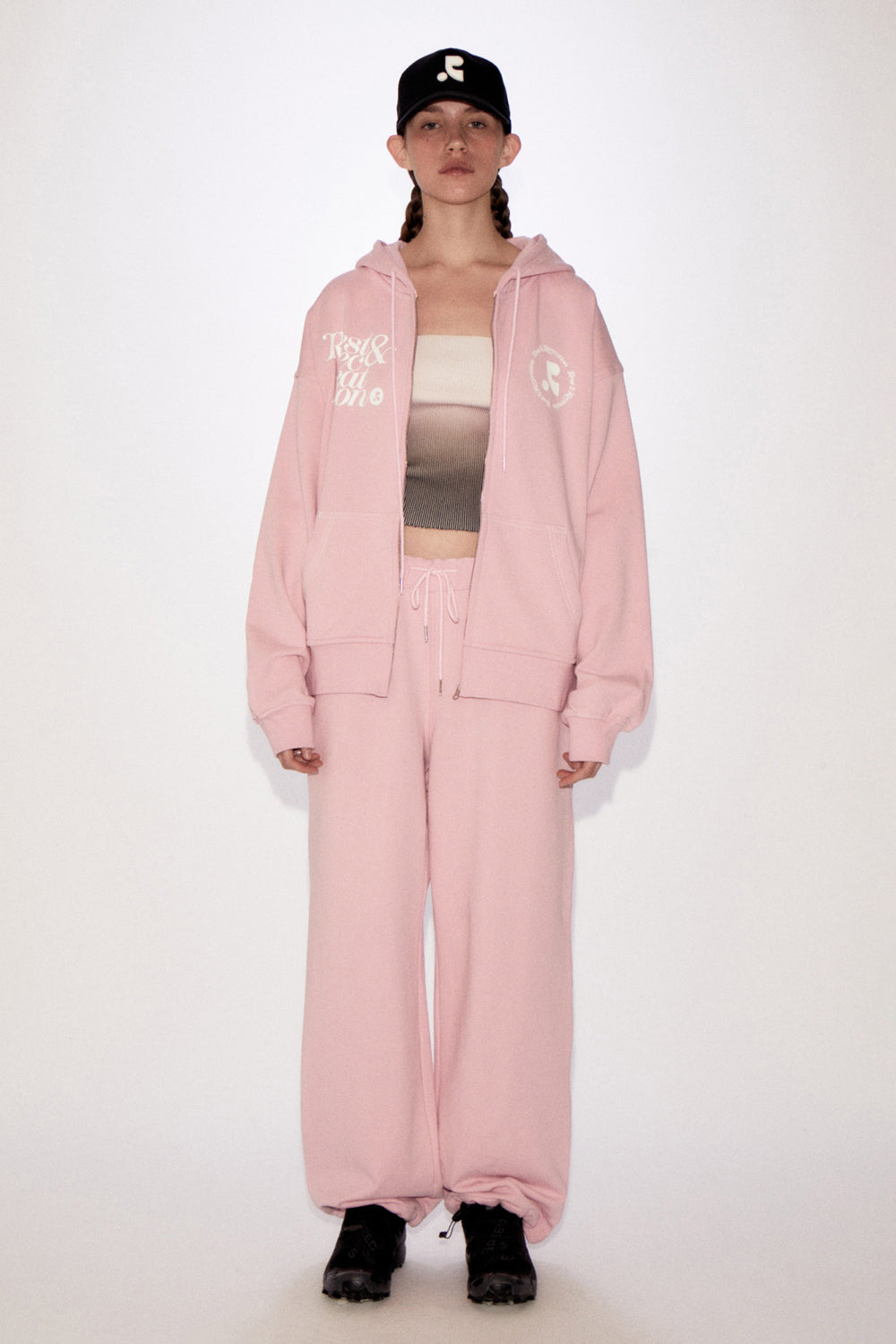 REST & RECREATION -  RR LOGO STITCH ZIP-UP HOODIE - PINK