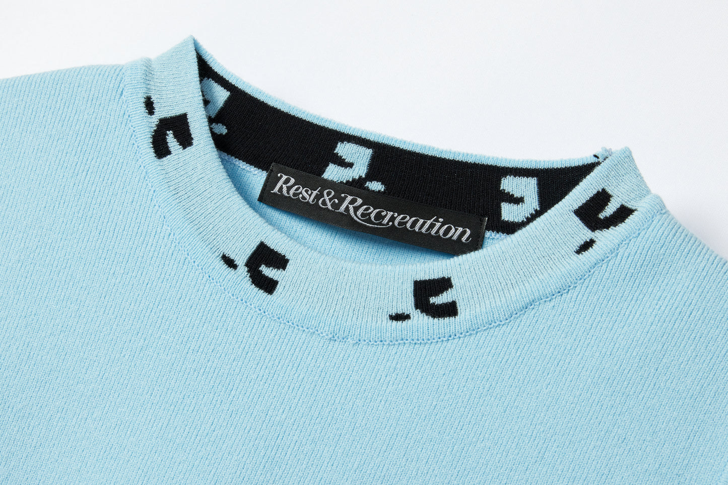 REST & RECREATION -  RR LOGO SLEEVELESS KNIT TOP - SKYBLUE