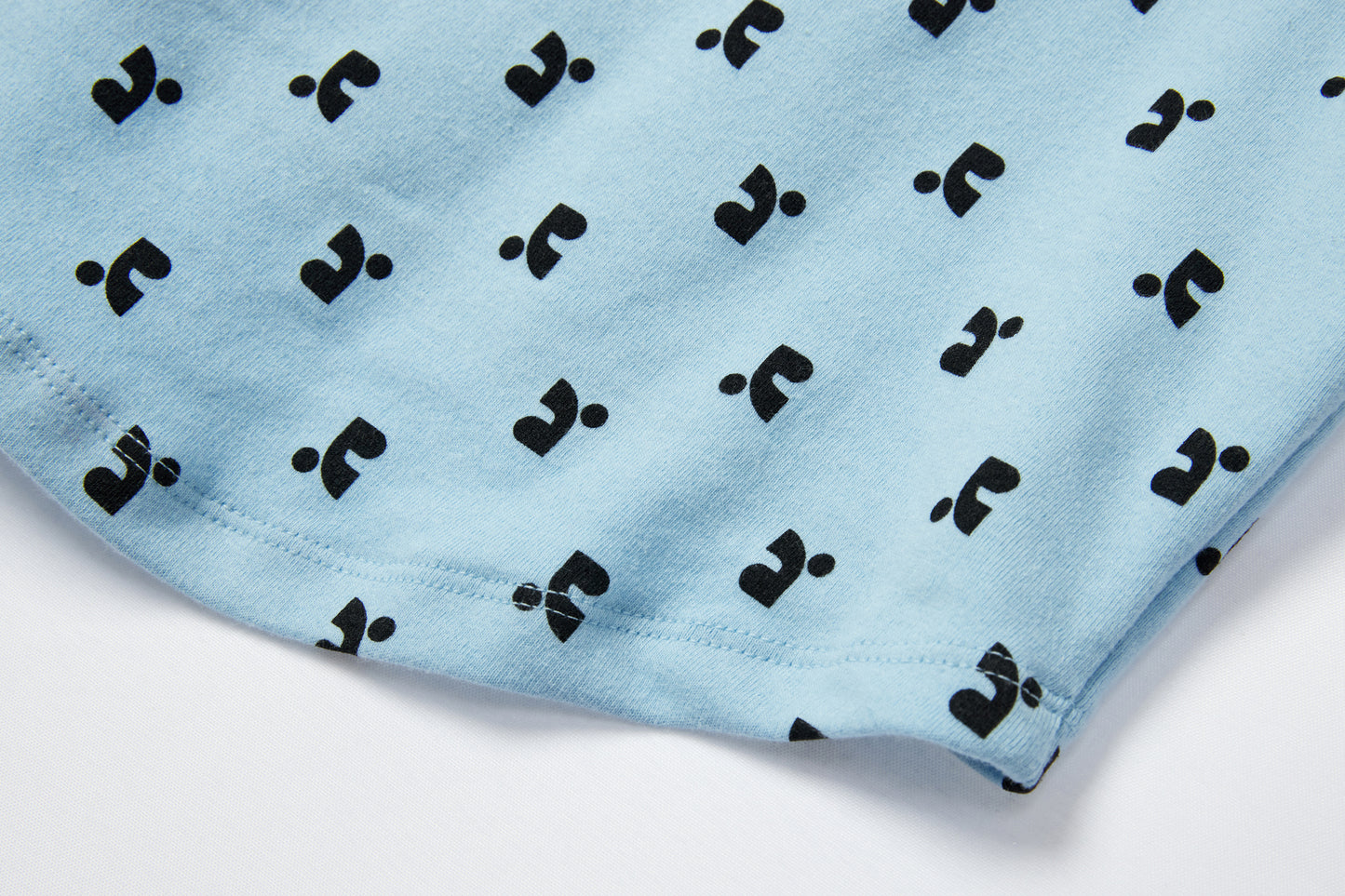 REST & RECREATION -  RR LOGO PATTERN SQUARE NECK T-SHIRT - SKYBLUE